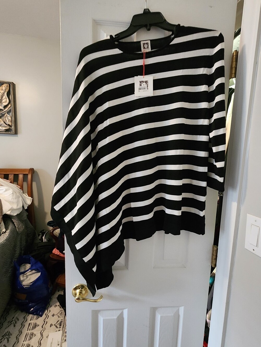 Ann Klein Striped Black & White Women's Sweater. A sysmetrical Knit Pullover -XL